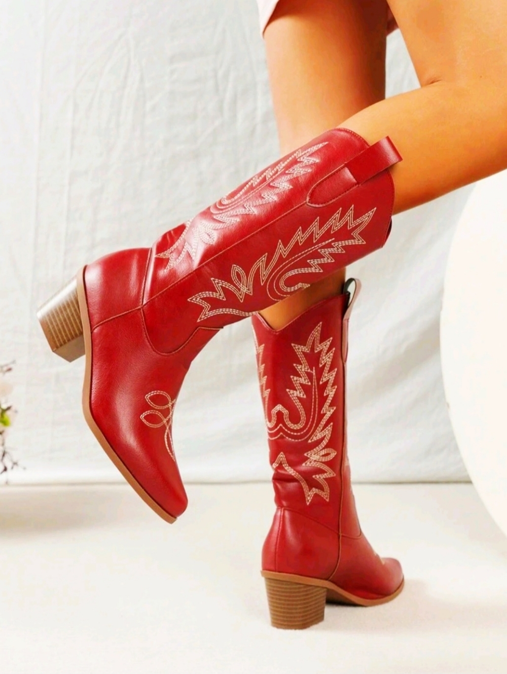 *NWOT* Red Western Cowboy Boots For Women